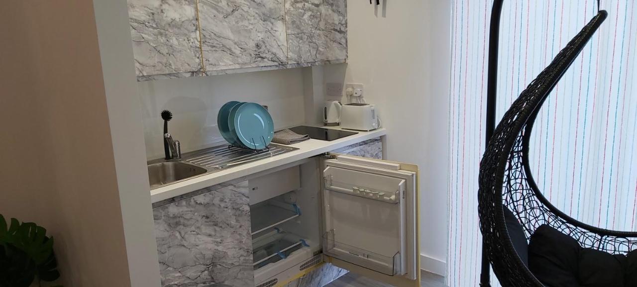 Lovely Studio Apartment Sheffield City Centre - Netflix, Wifi, Digital Tv מראה חיצוני תמונה